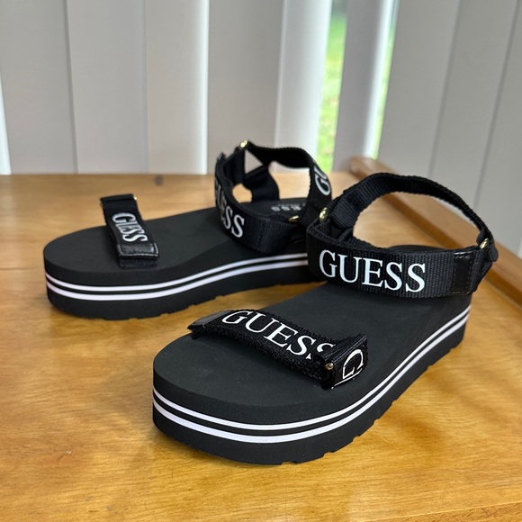Guess Black Platform Sandals with Logo Straps womens 7M - Picture 1 of 10